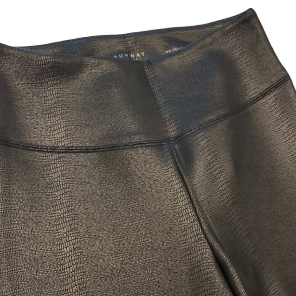 WHITE HOUSE BLACK MARKET Textured Vegan Leather Runway Legging Black Python 4 - Picture 9 of 11